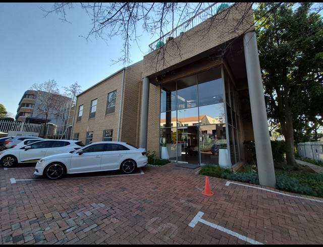 73M² OFFICE TO LET IN RIVONIA
